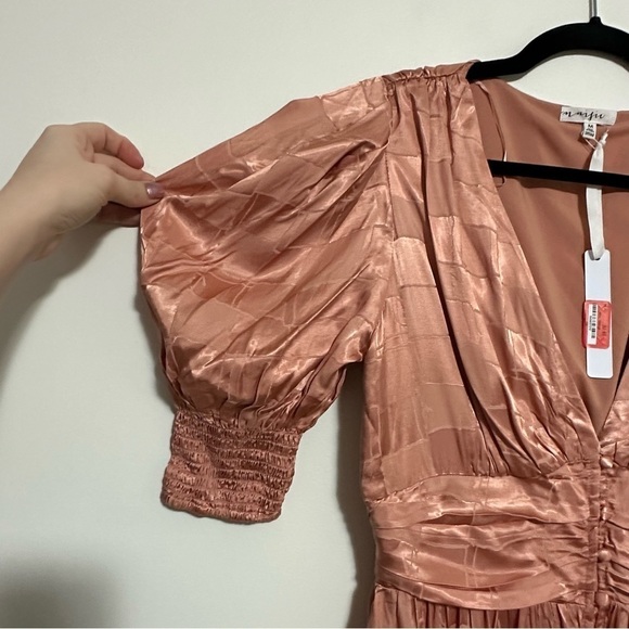 Maisie Satin Puff Sleeve Button Down Mini Dress - Picture 3 of 6